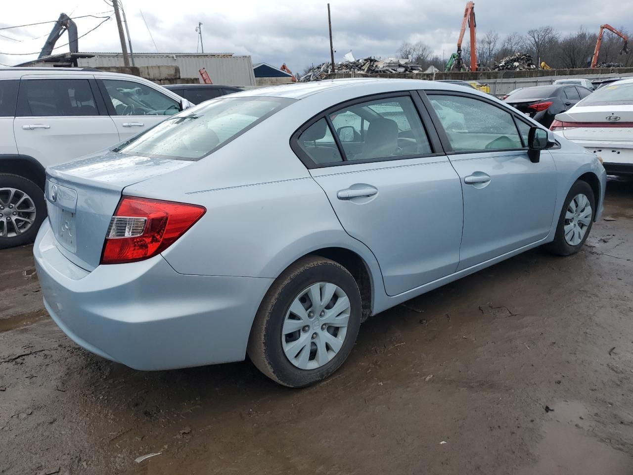 2012 HONDA CIVIC LX - Фото 3