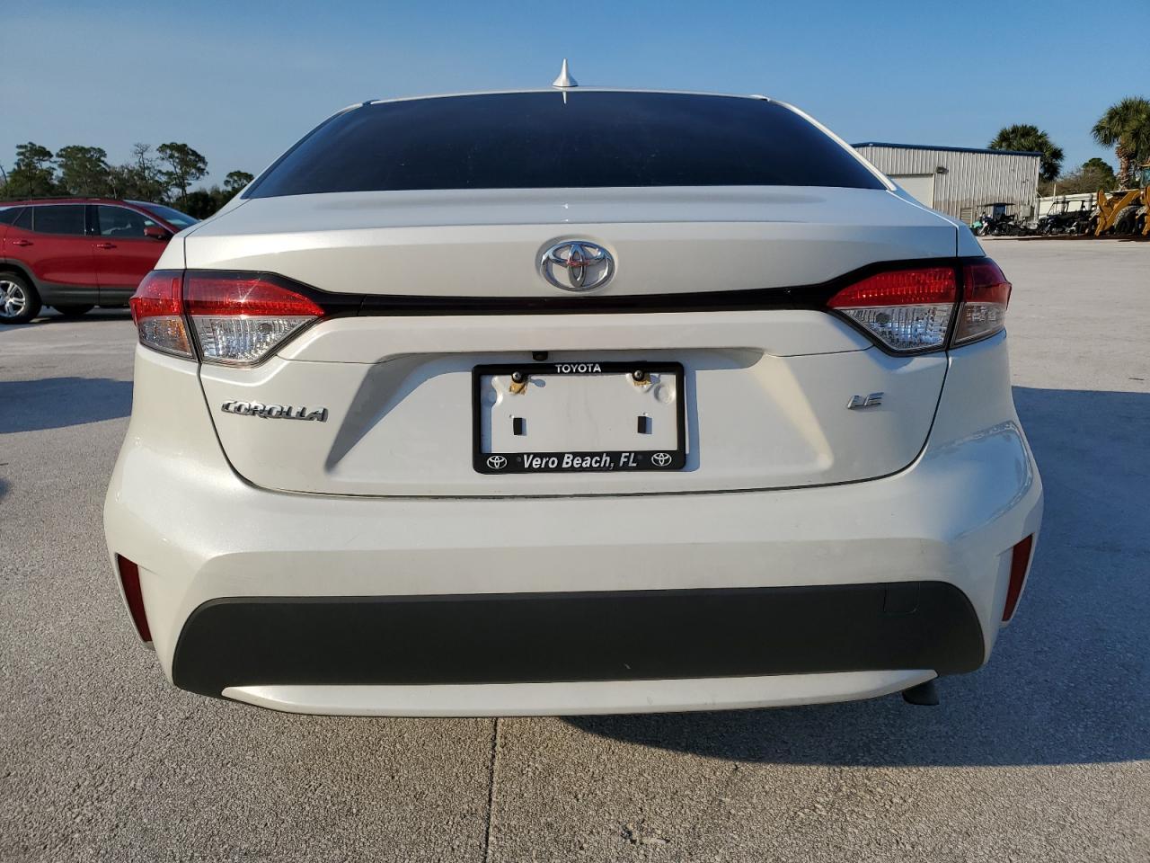 2021 TOYOTA COROLLA LE - Фото 6