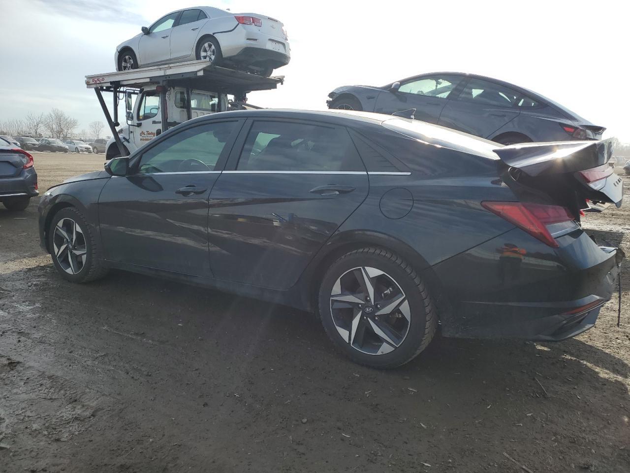 2023 HYUNDAI ELANTRA SE - Фото 2