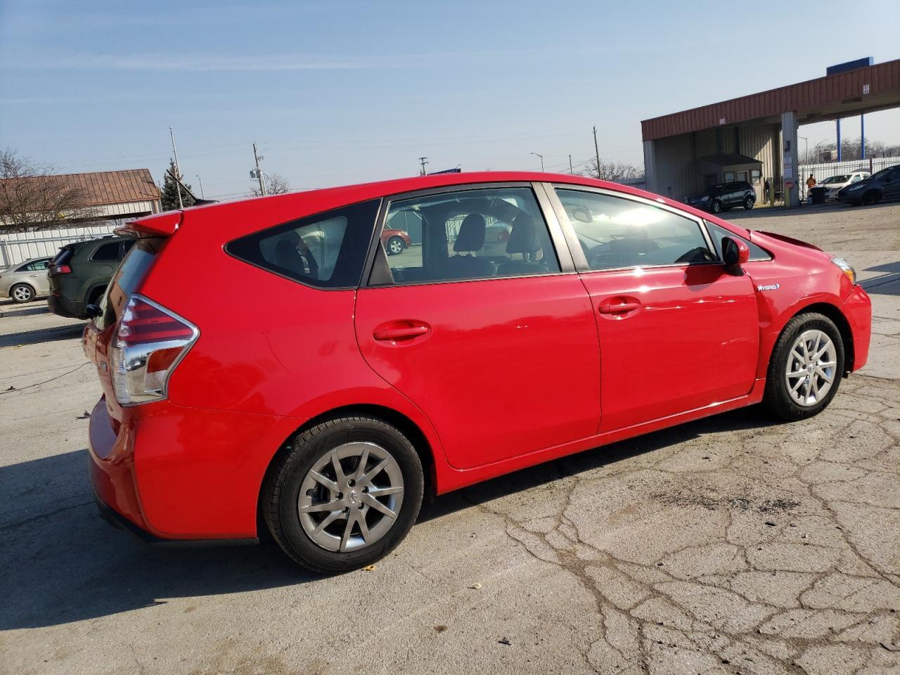 2015 TOYOTA PRIUS V - Image 3