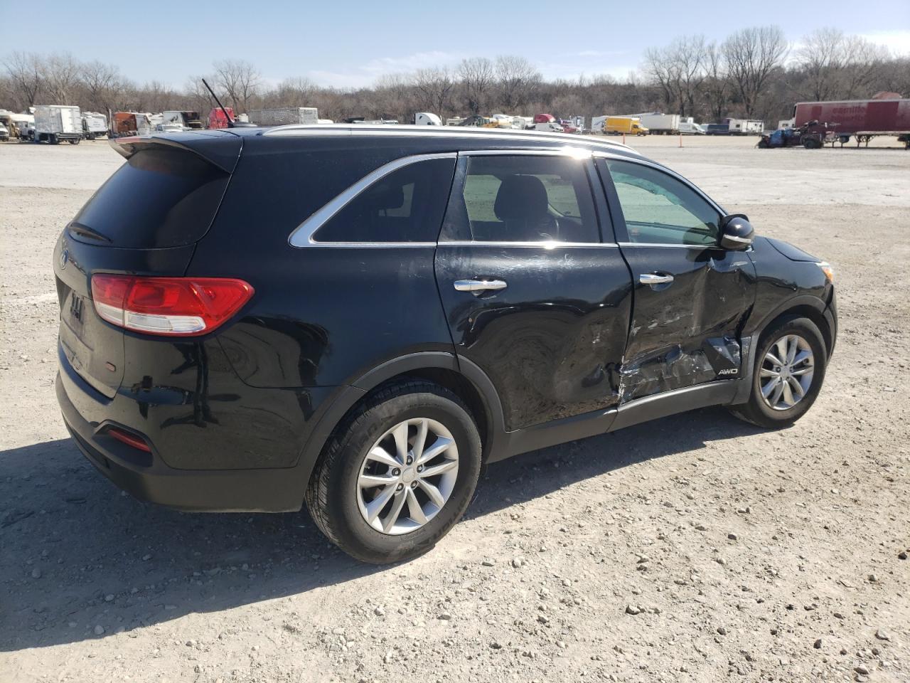 2016 KIA SORENTO LX - Image 3