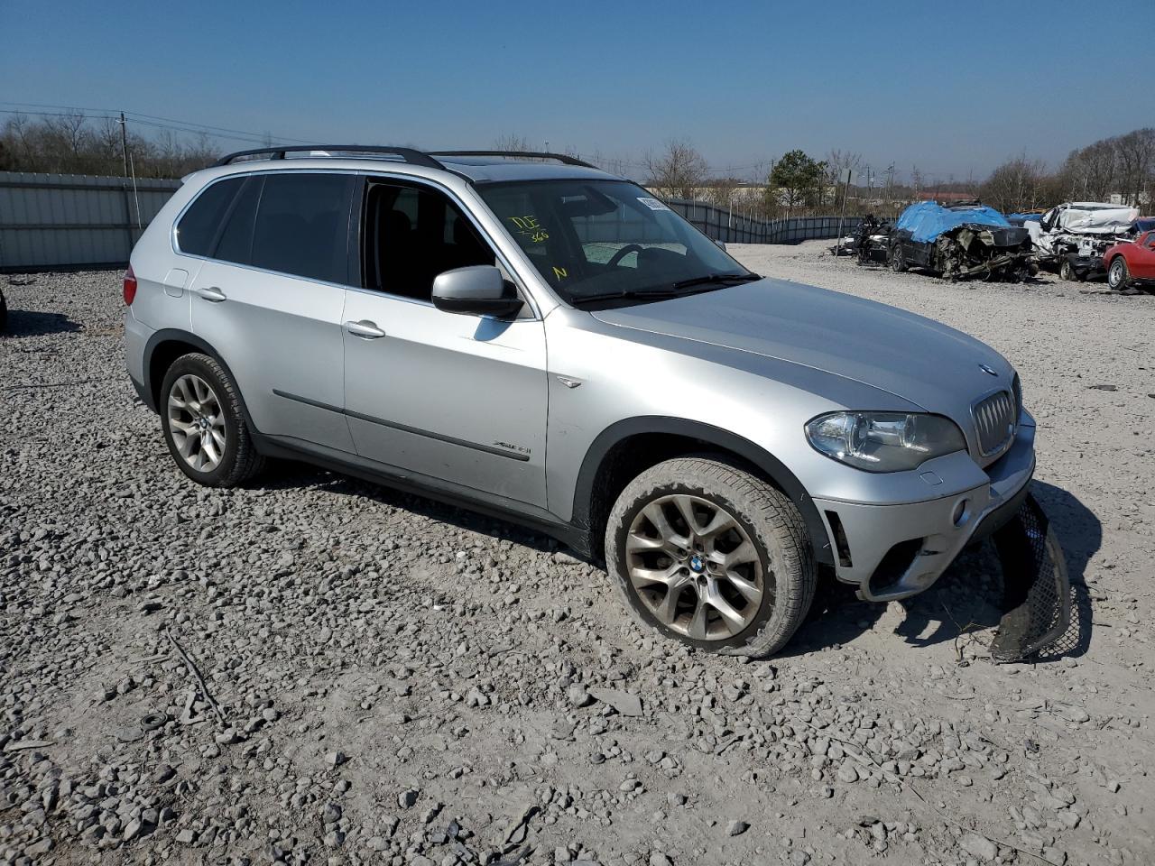 2013 BMW X5 XDRIVE3 - Image 4