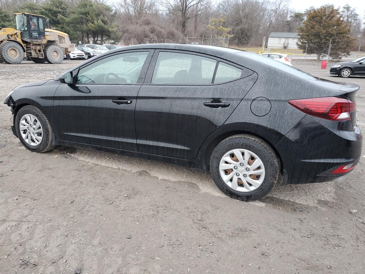 2019 HYUNDAI ELANTRA SE - Фото 2