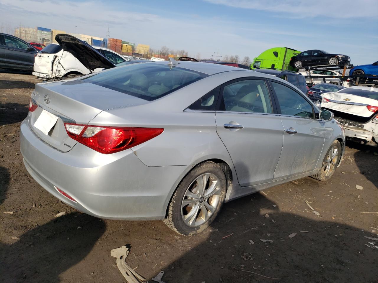2011 HYUNDAI SONATA SE - Image 3