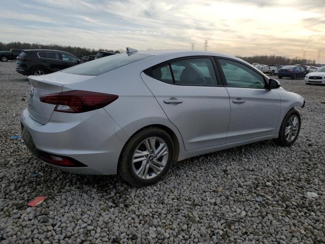 2019 Hyundai Elantra Sel - Image 3