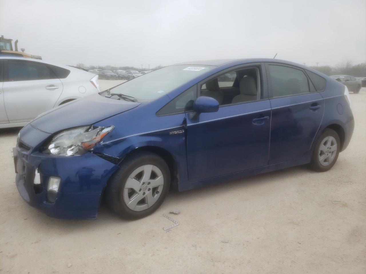 2011 TOYOTA PRIUS car image