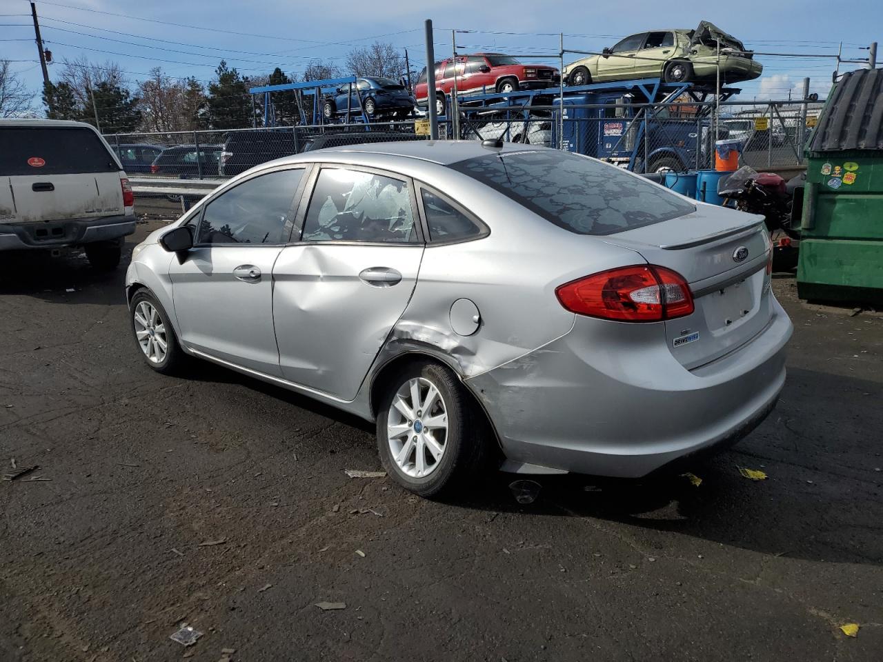 2013 FORD FIESTA SE - Image 2
