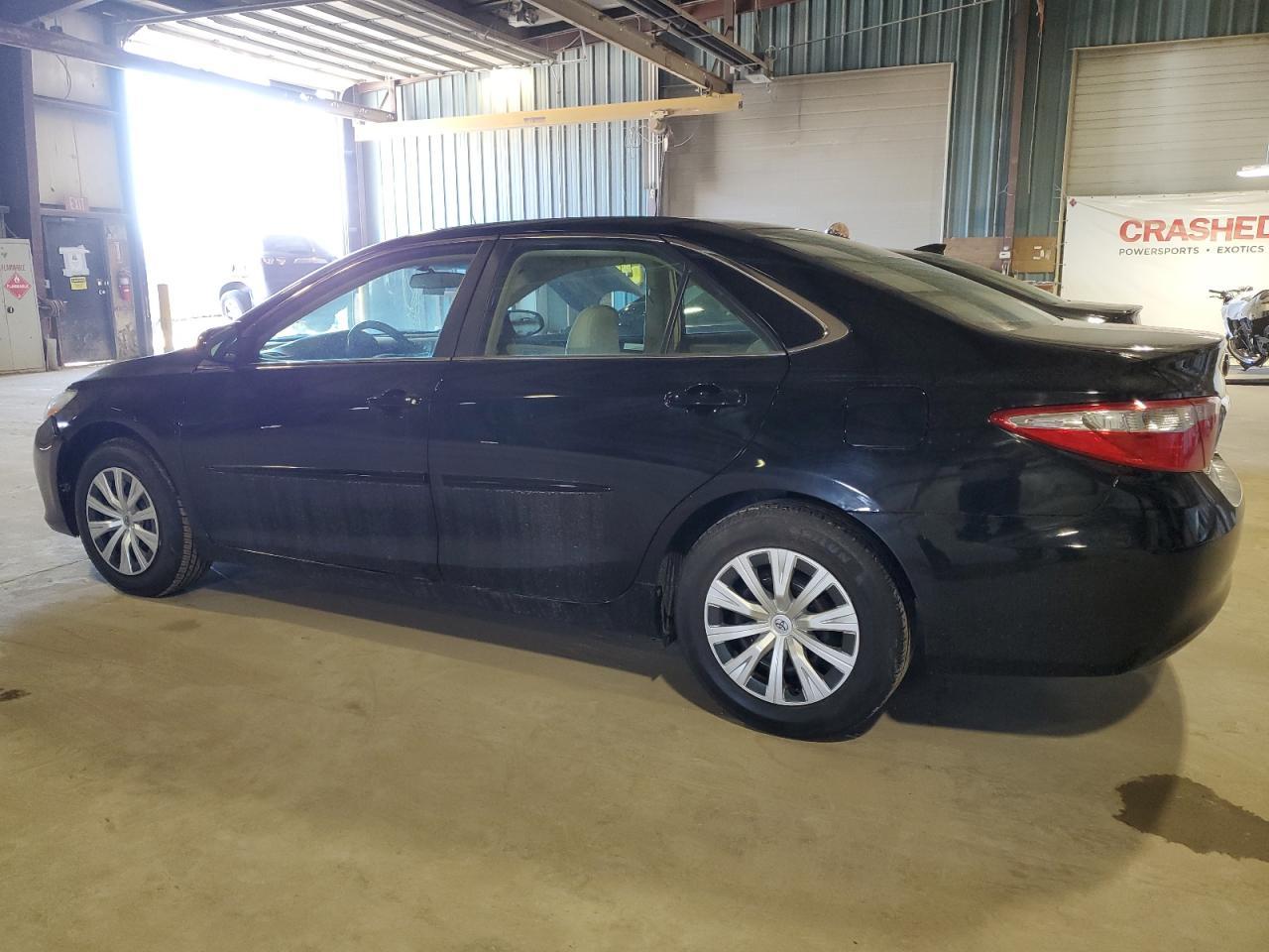 2016 TOYOTA CAMRY LE - Фото 2