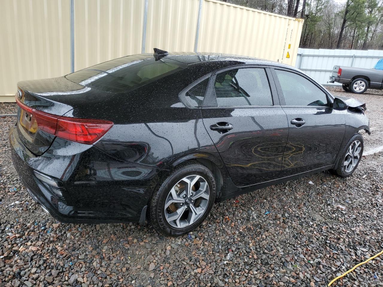 2021 KIA FORTE FE - Фото 3