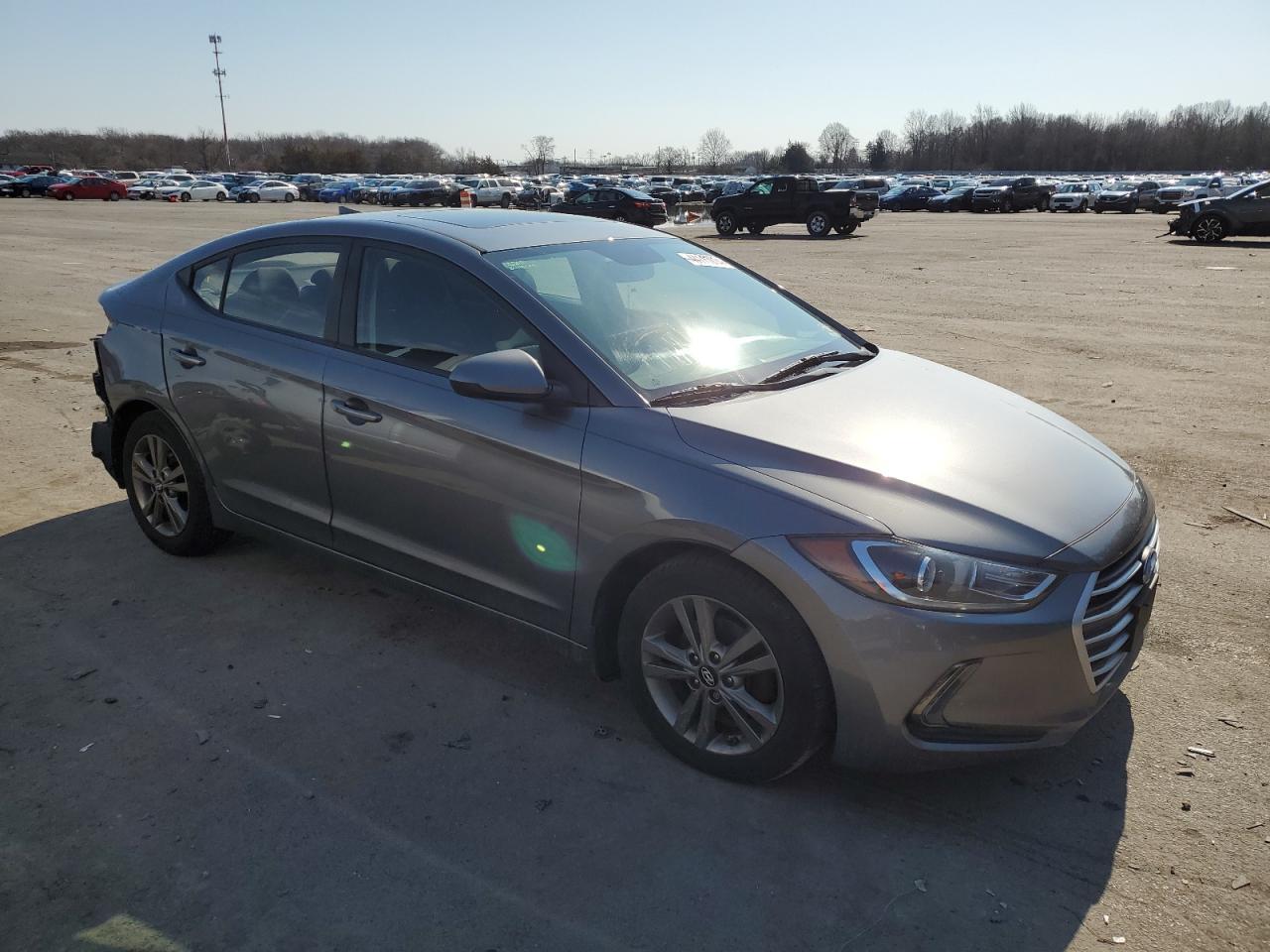 2018 HYUNDAI ELANTRA SE - Фото 4