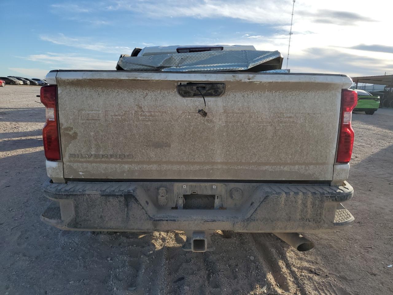 2023 CHEVROLET SILVERADO - Image 6