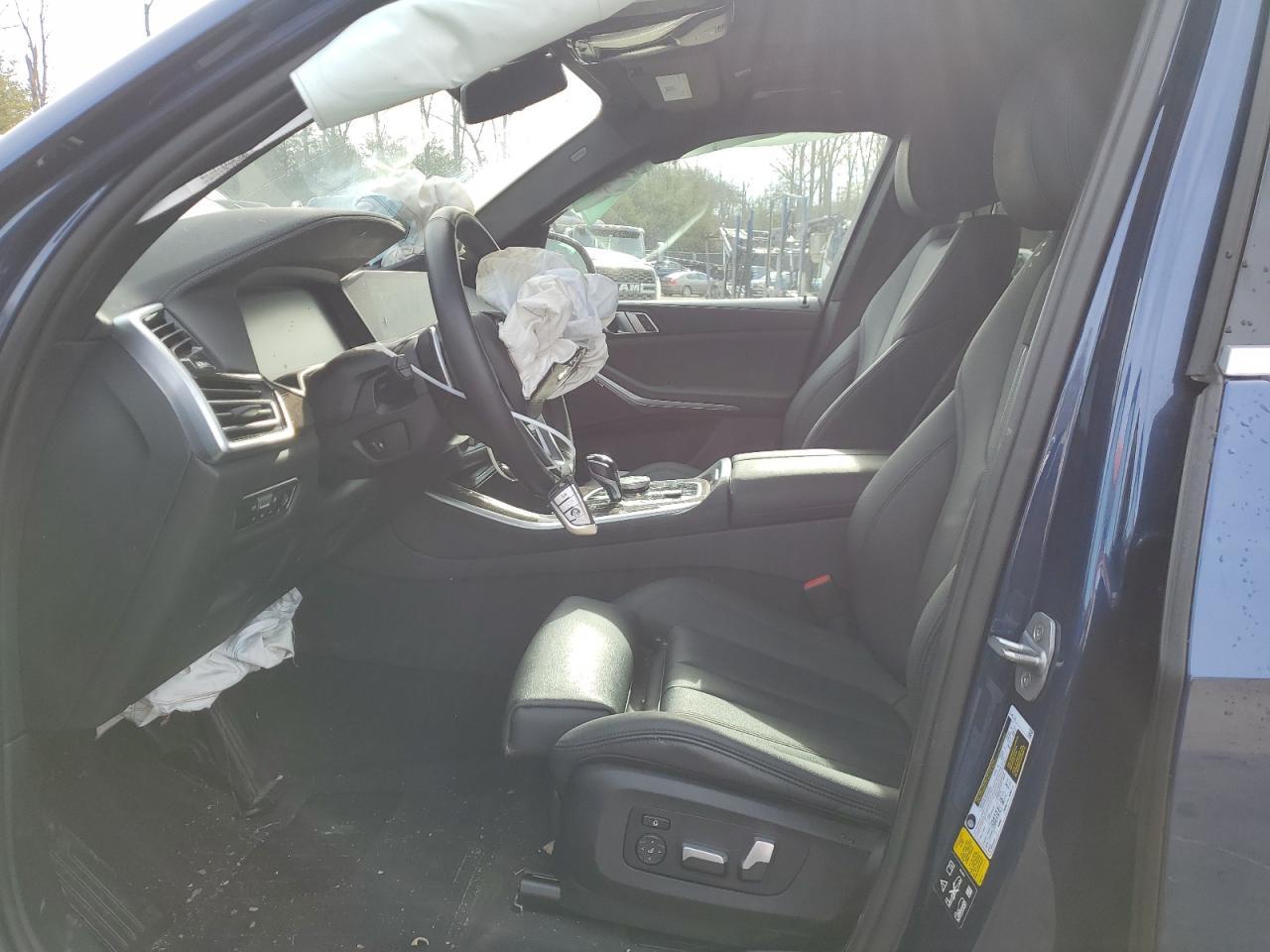 2022 BMW X5 XDRIVE4 - Фото 7