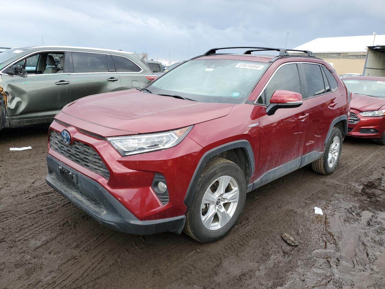 2021 TOYOTA RAV4 XLE car image