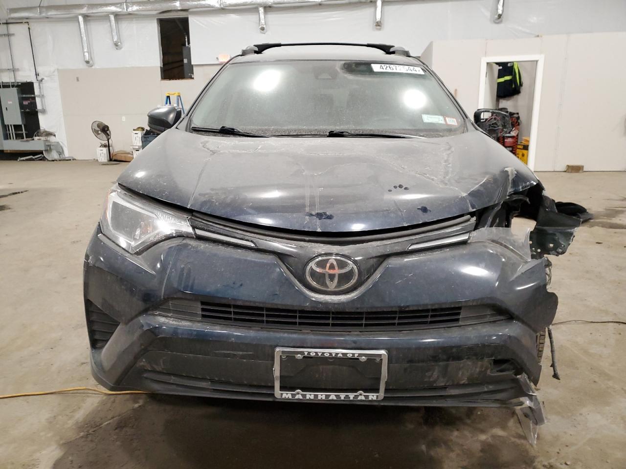 2017 TOYOTA RAV4 LE - Image 5