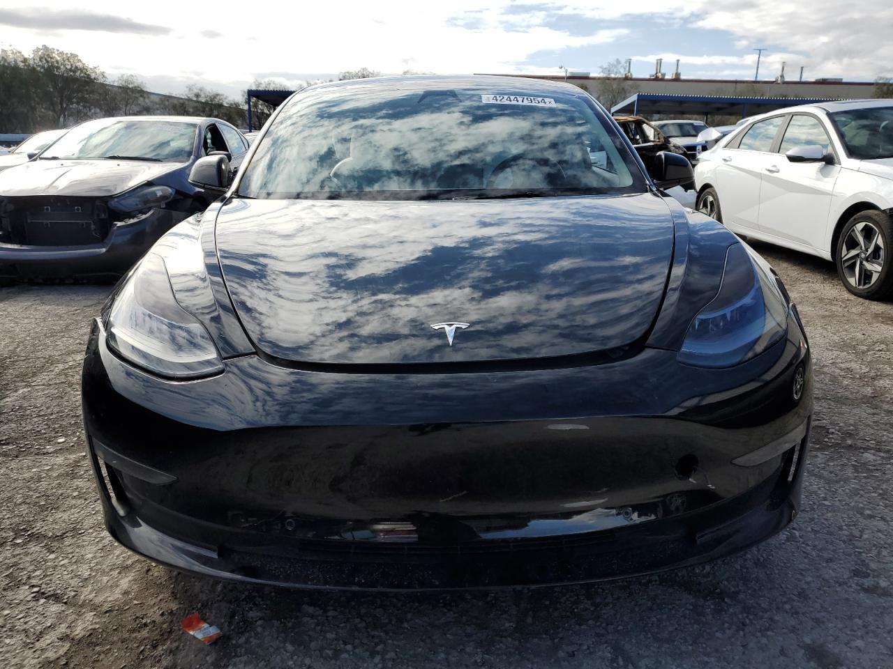 2022 TESLA MODEL 3 - Image 5