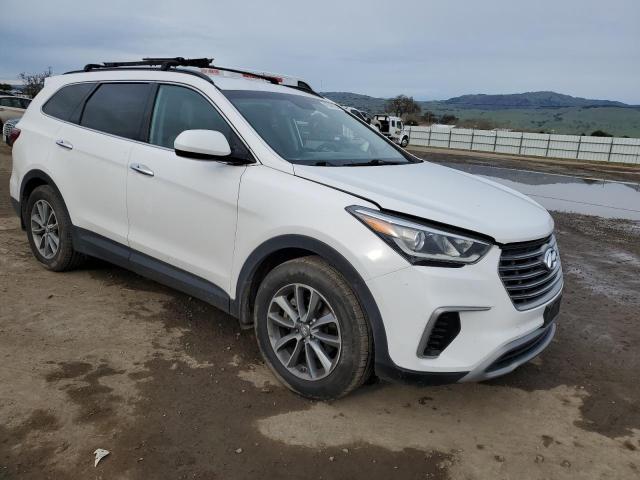 2017 Hyundai Santa Fe Se - Фото 4