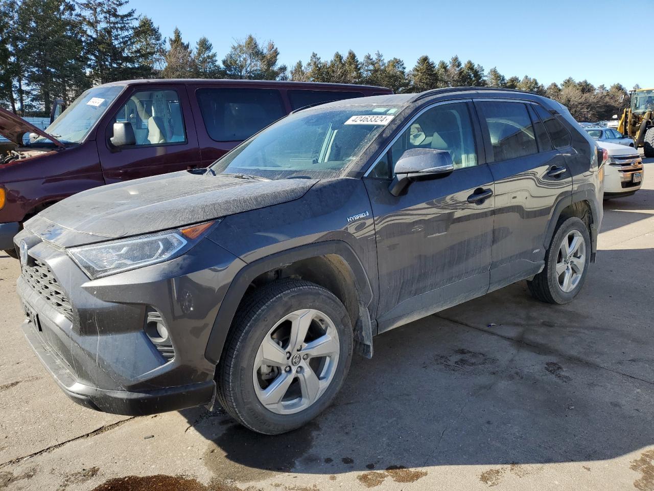 2021 TOYOTA RAV4 XLE P car image