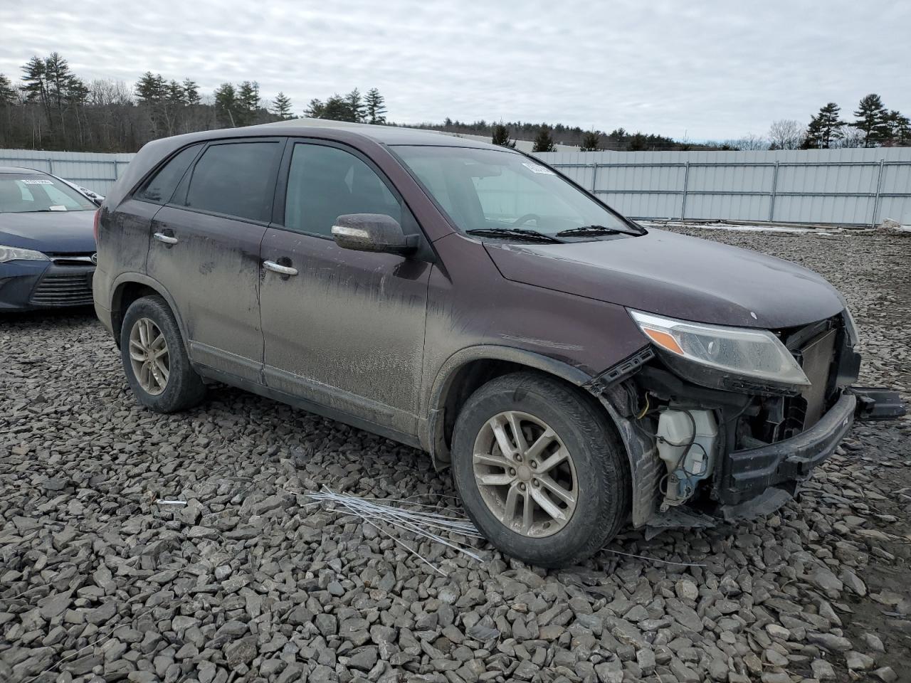 2014 KIA SORENTO LX - Image 4