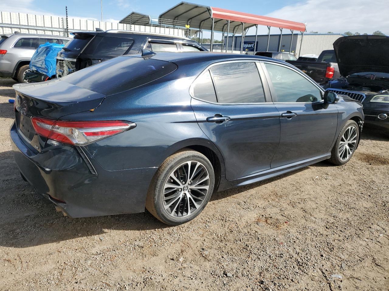 2019 TOYOTA CAMRY L - Image 3