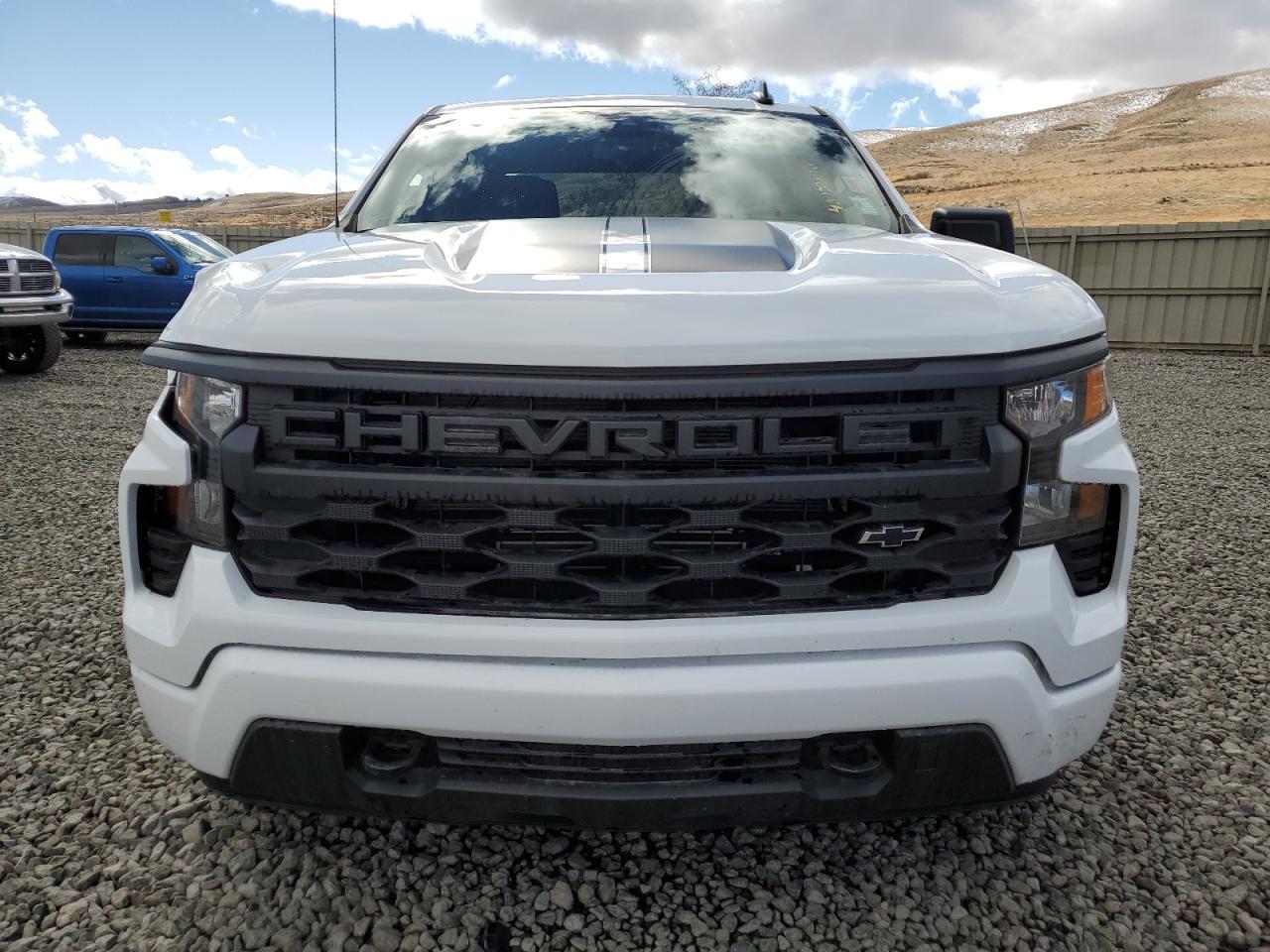 2024 CHEVROLET SILVERADO - Фото 5