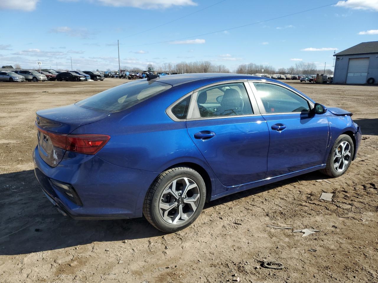 2021 KIA FORTE FE - Фото 3