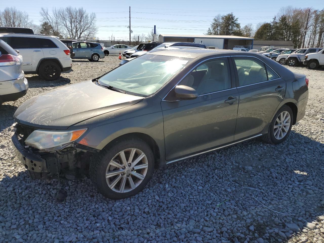 2014 TOYOTA CAMRY L