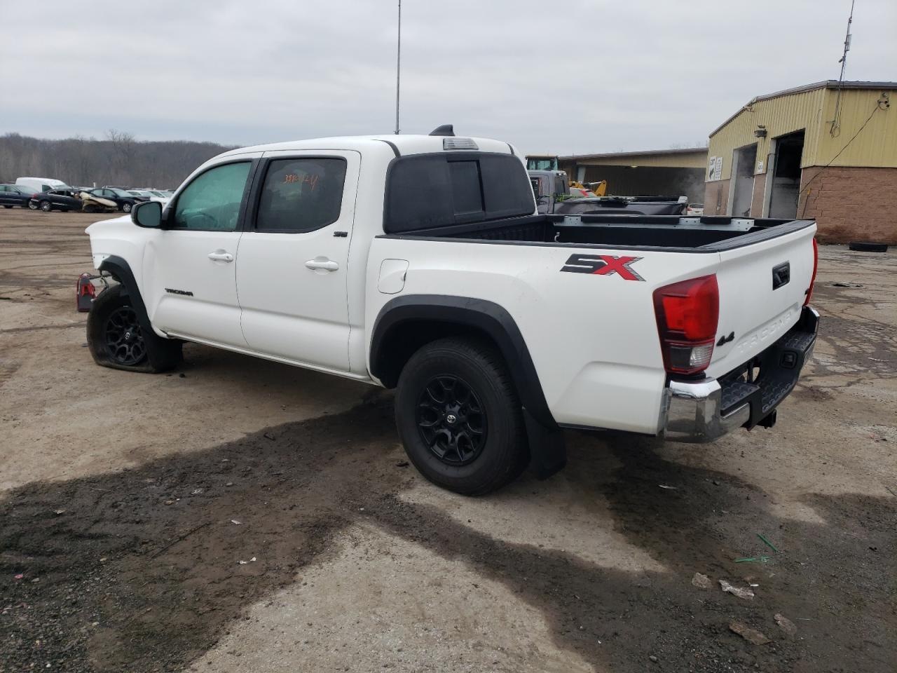 2023 TOYOTA TACOMA DOU - Фото 2