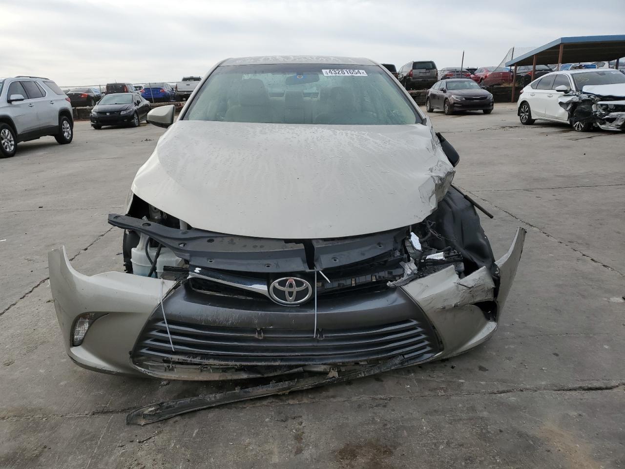 2016 TOYOTA CAMRY LE - Фото 5