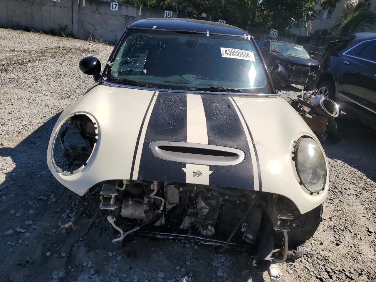 2017 MINI COOPER S - Image 5
