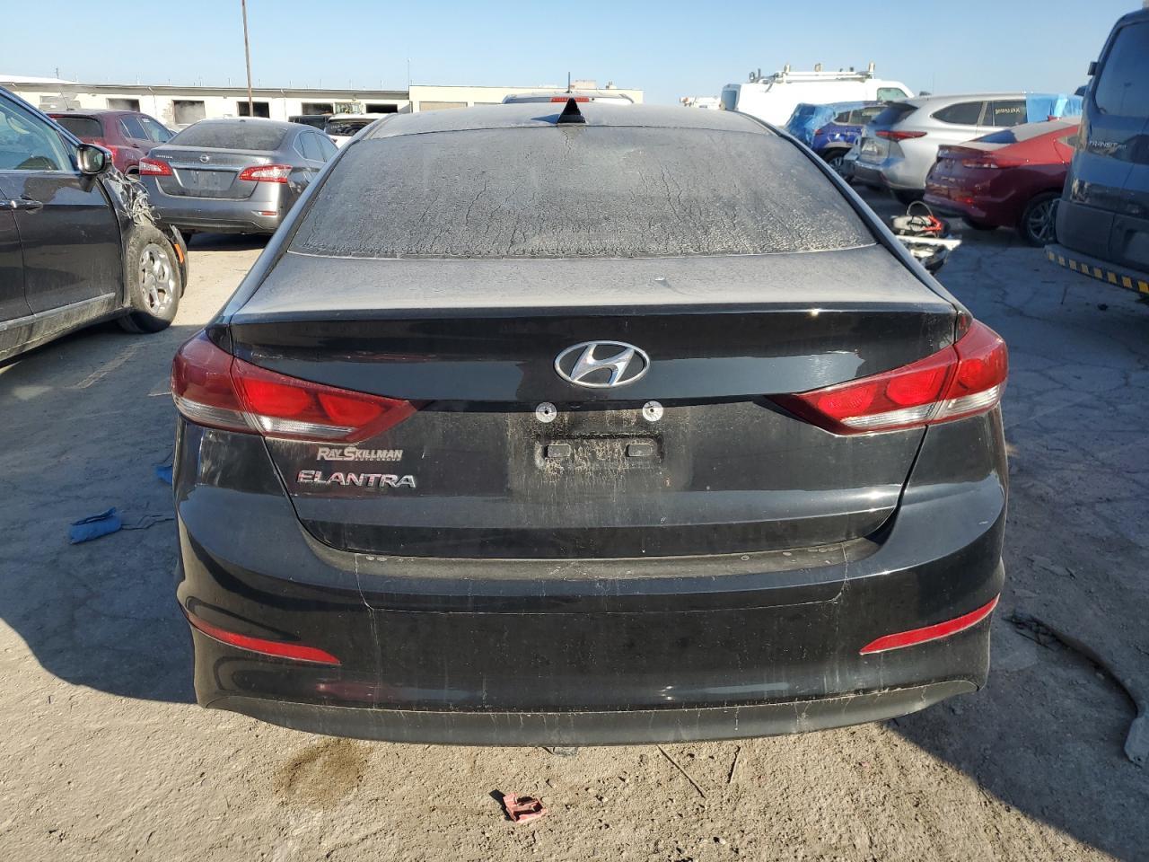2018 HYUNDAI ELANTRA SE - Фото 6