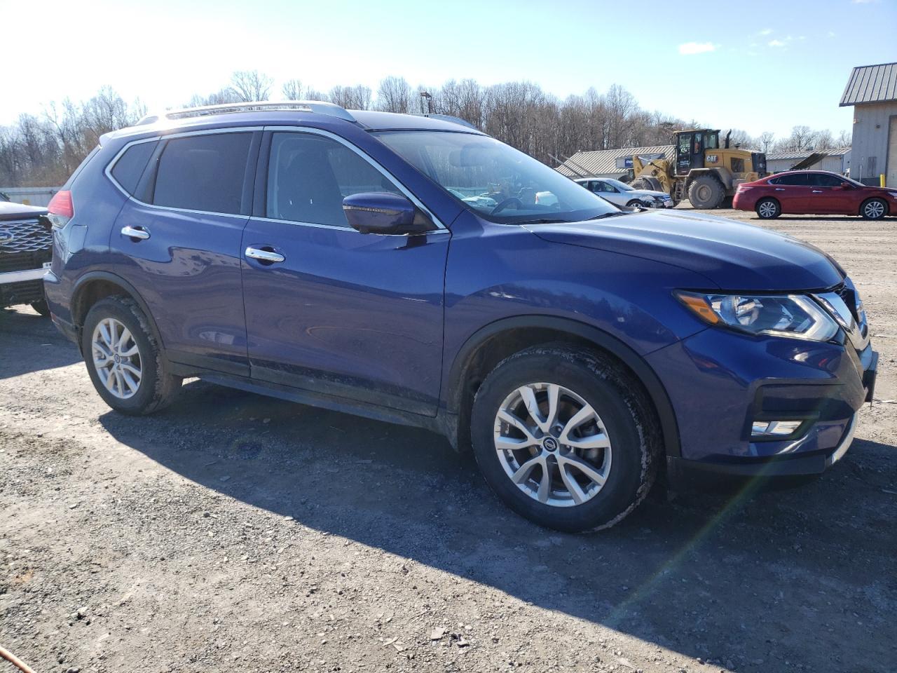 2017 NISSAN ROGUE S - Image 4