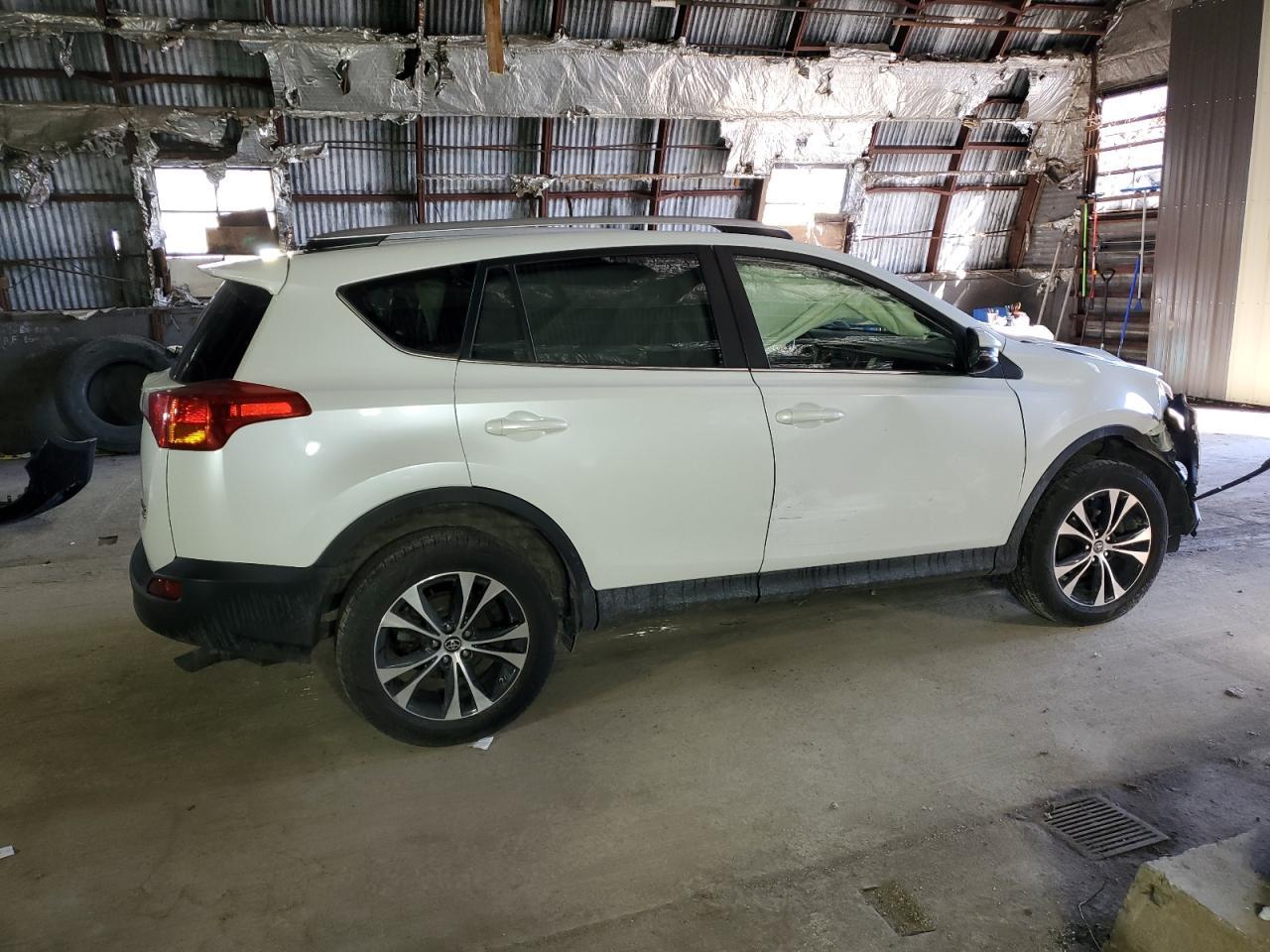 2015 TOYOTA RAV4 LIMIT - Фото 3