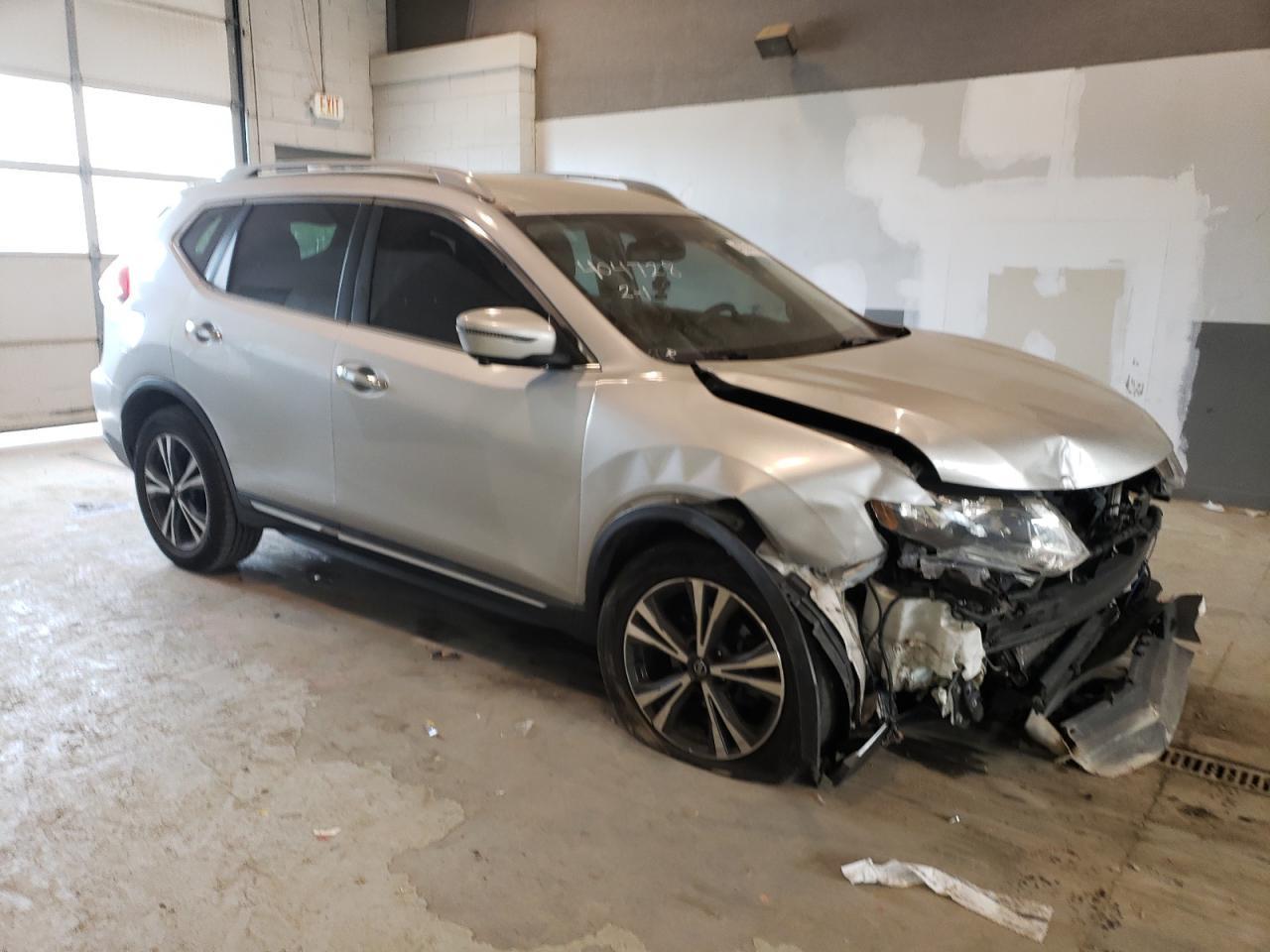 2018 NISSAN ROGUE S - Image 4