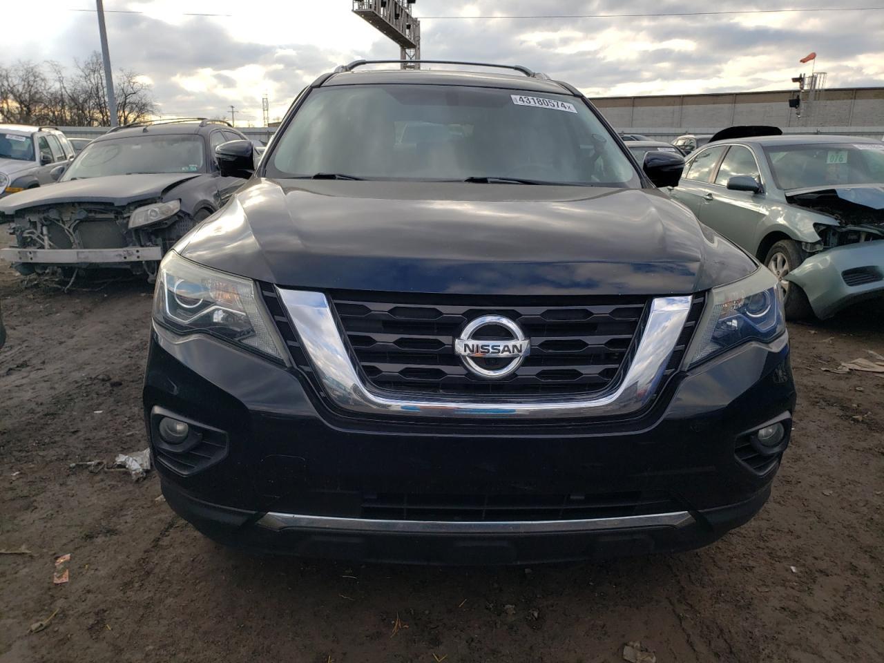 2017 NISSAN PATHFINDER - Image 5