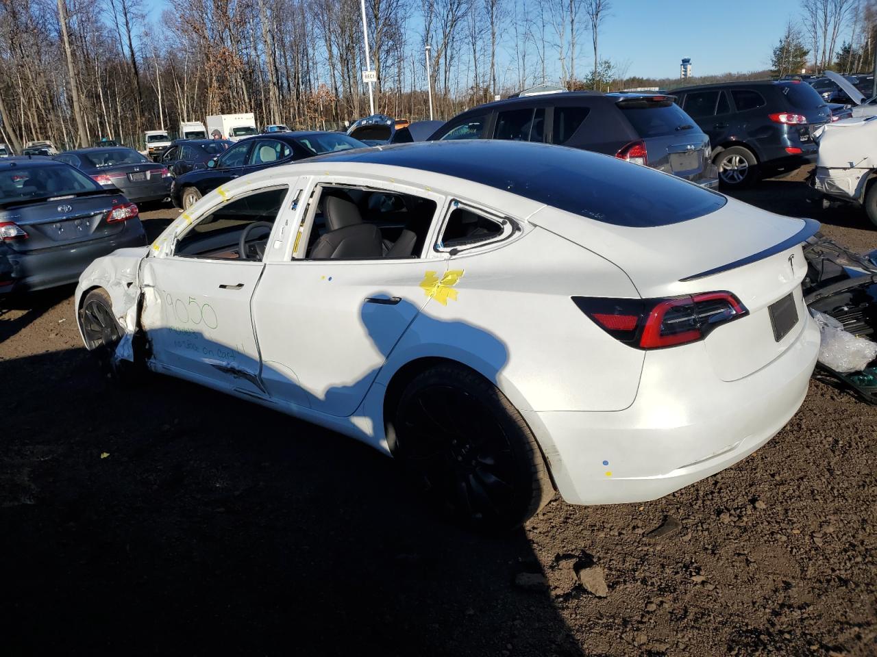 2023 TESLA MODEL 3 - Image 2