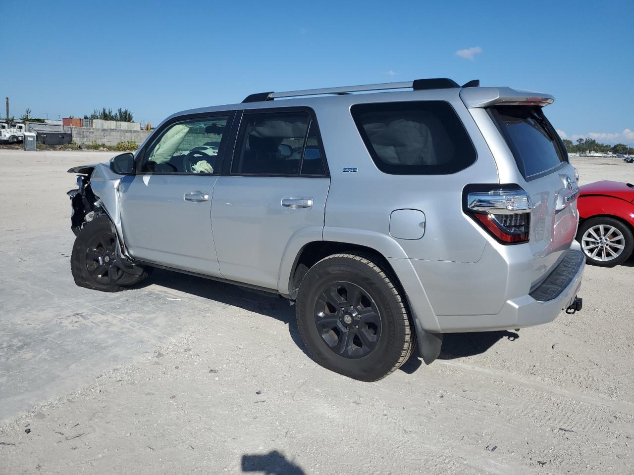 2019 TOYOTA 4RUNNER SR - Фото 2
