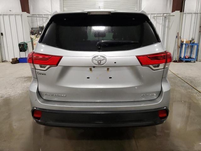 2019 Toyota Highlander Se - Фото 6
