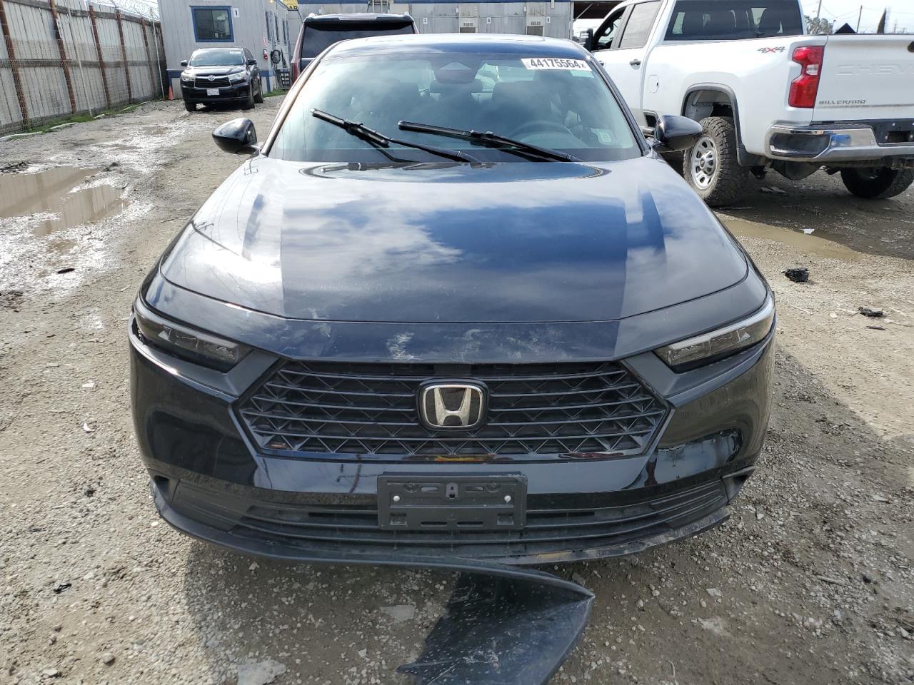 2023 HONDA ACCORD HYB - Image 5