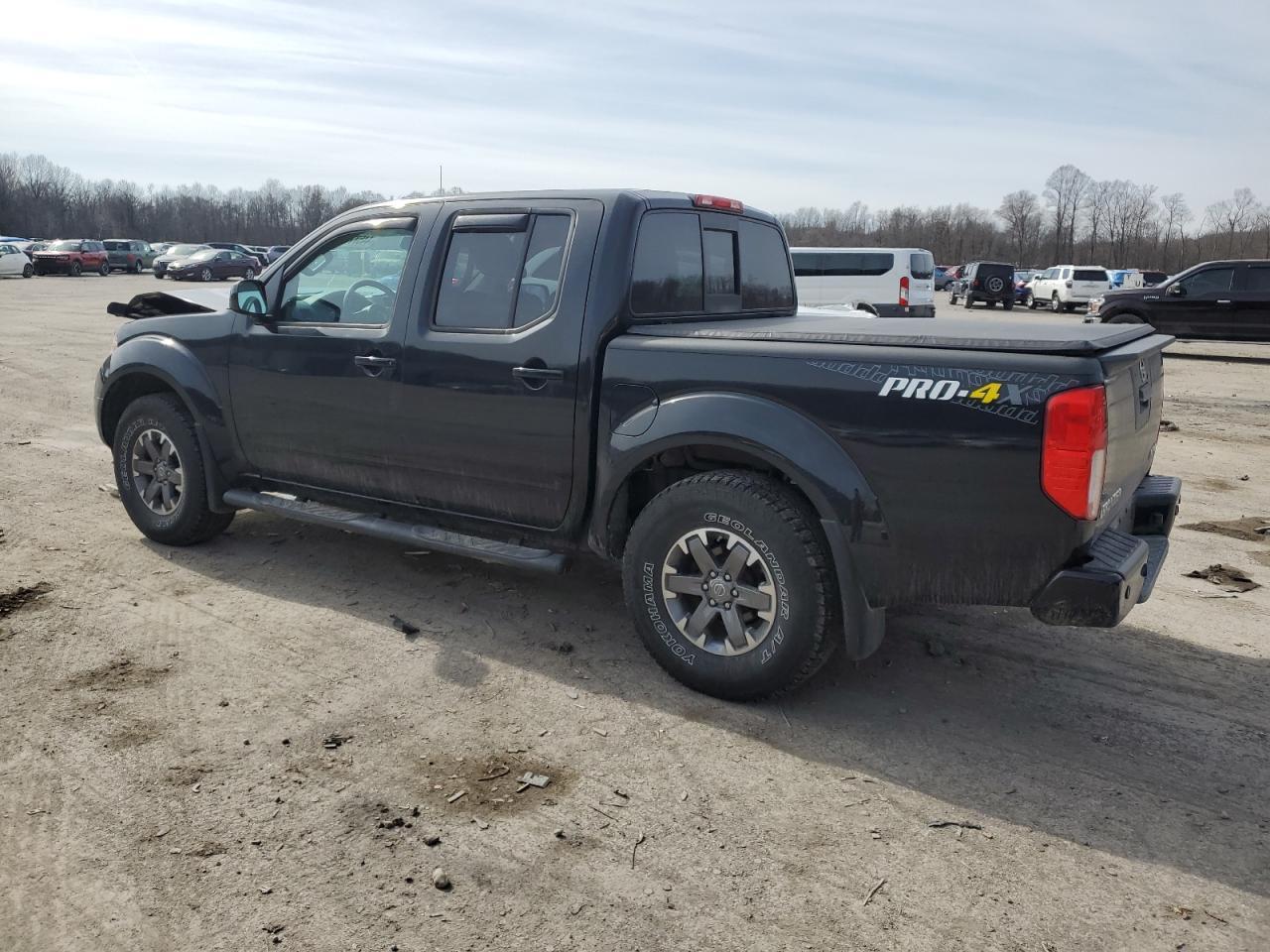 2016 NISSAN FRONTIER S - Фото 2