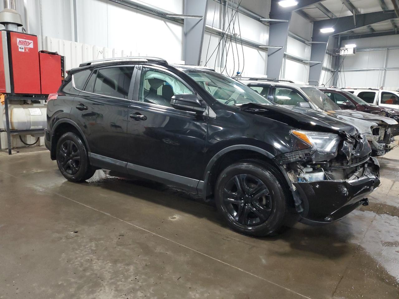 2018 TOYOTA RAV4 LE - Image 4