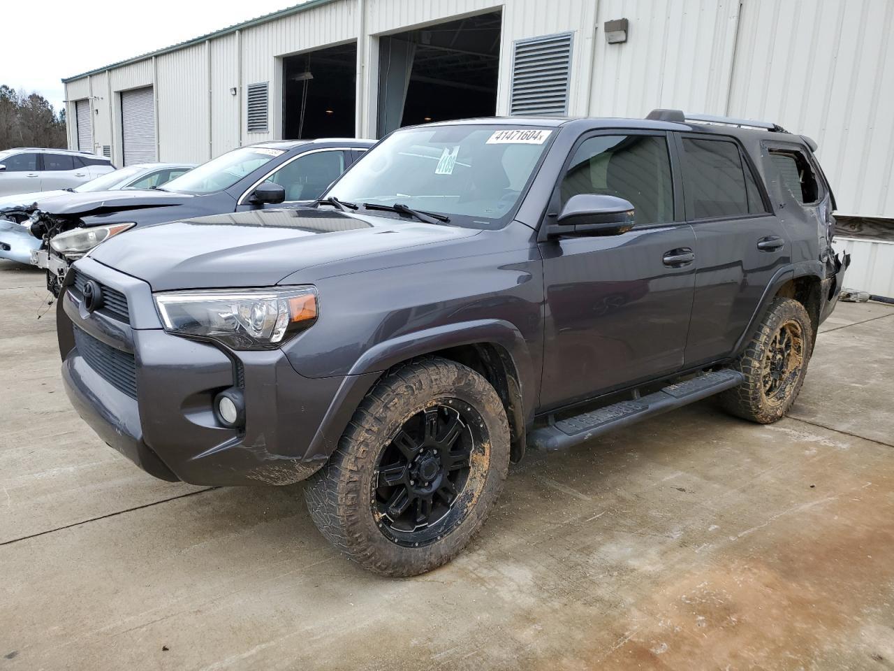 2019 TOYOTA 4RUNNER SR