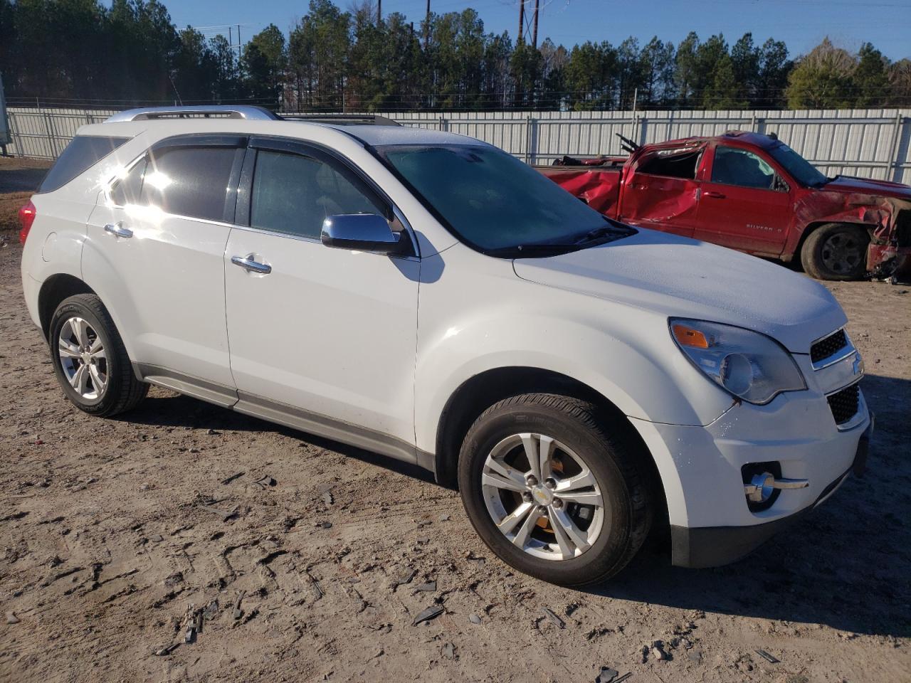 2011 CHEVROLET EQUINOX LT - Фото 4