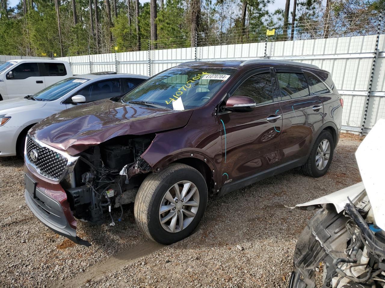 2017 KIA SORENTO LX
