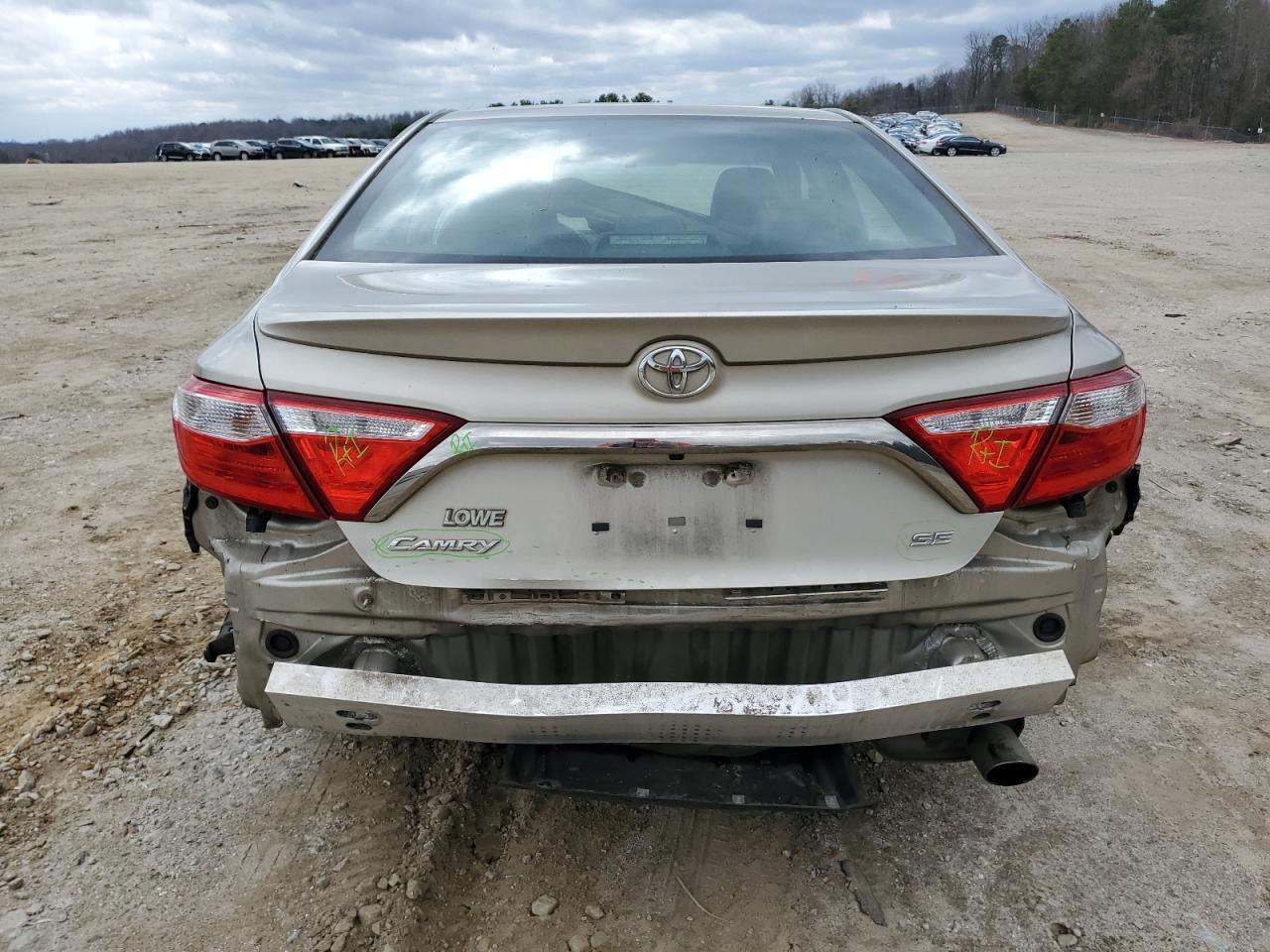 2017 TOYOTA CAMRY LE - Image 6
