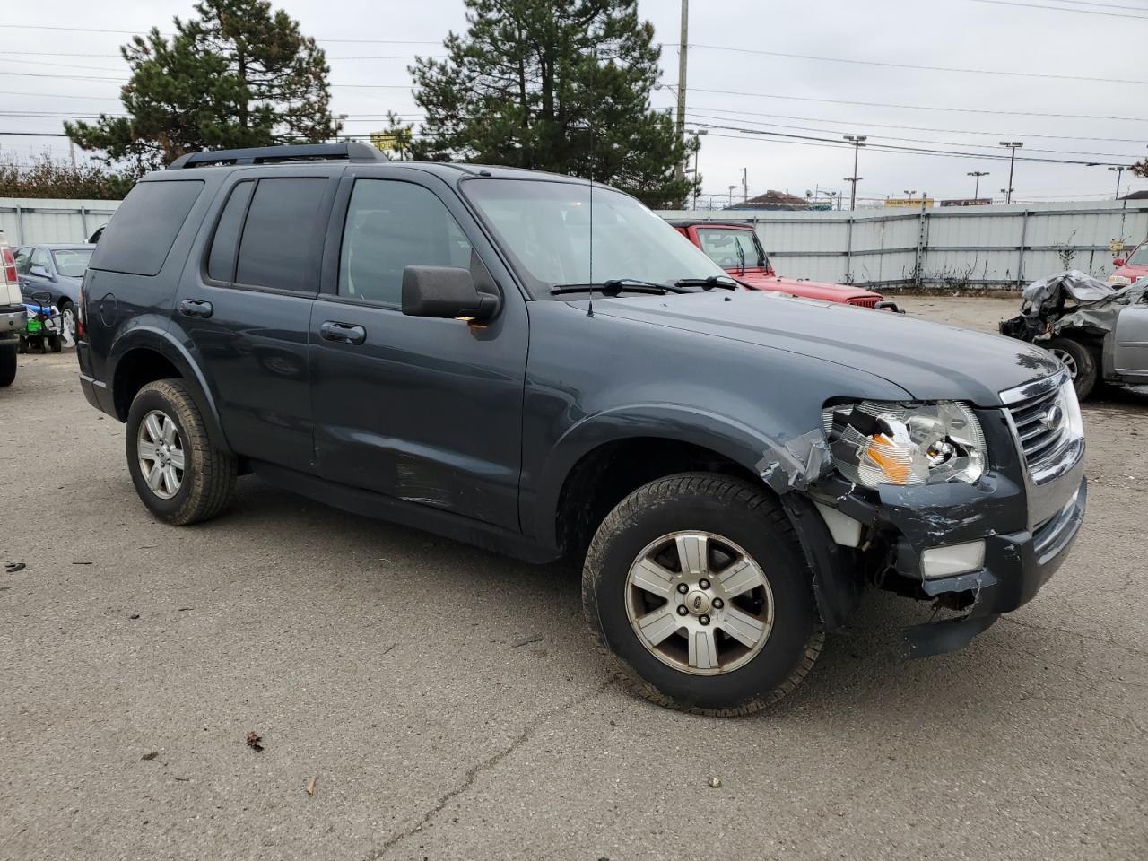 2010 FORD EXPLORER X - Image 4