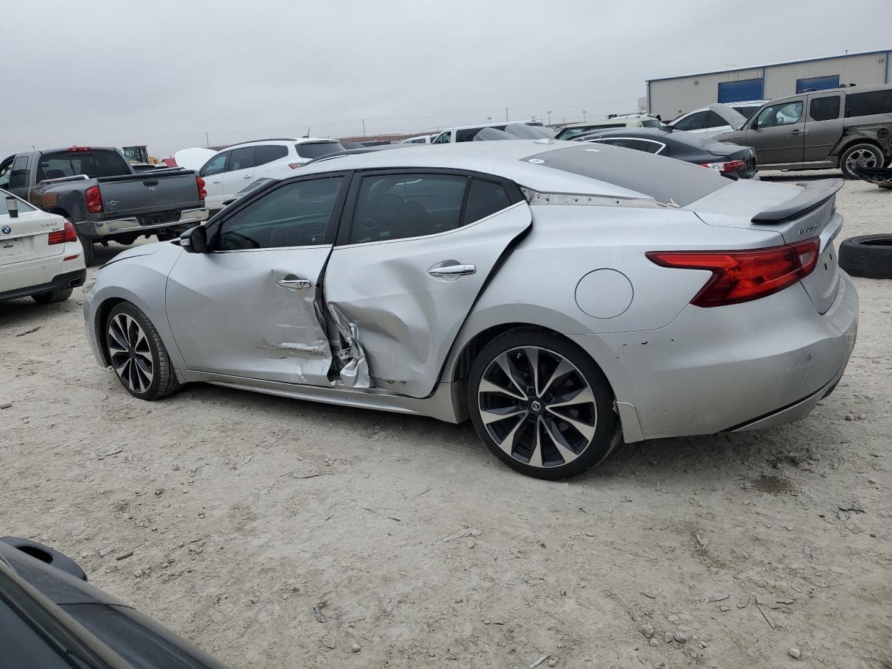 2016 NISSAN MAXIMA 3.5 - Фото 2