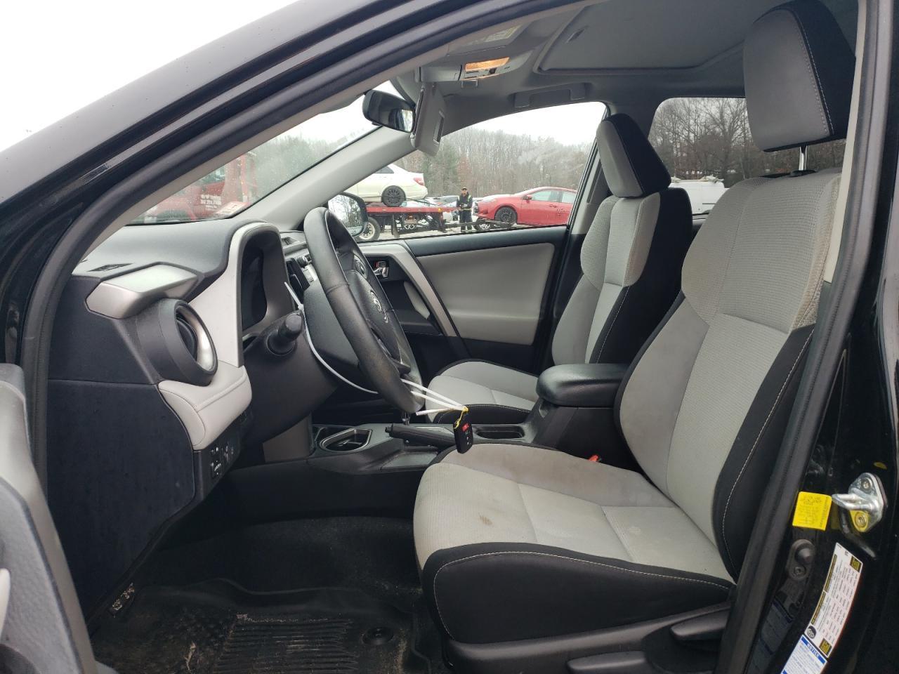 2017 TOYOTA RAV4 XLE - Фото 7