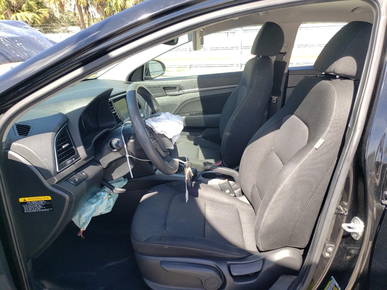 2018 HYUNDAI ELANTRA SE - Фото 7