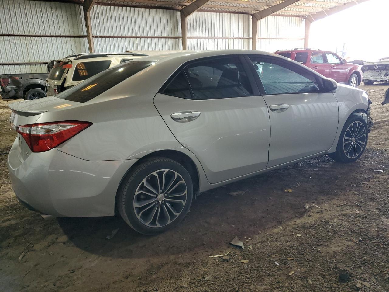 2016 TOYOTA COROLLA L - Фото 3