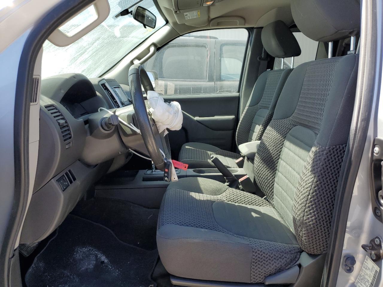 2016 NISSAN FRONTIER S - Фото 7